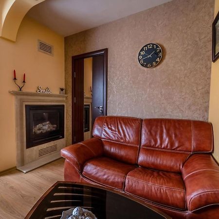 Апартамент Грация Veliko Tarnovo Exterior foto